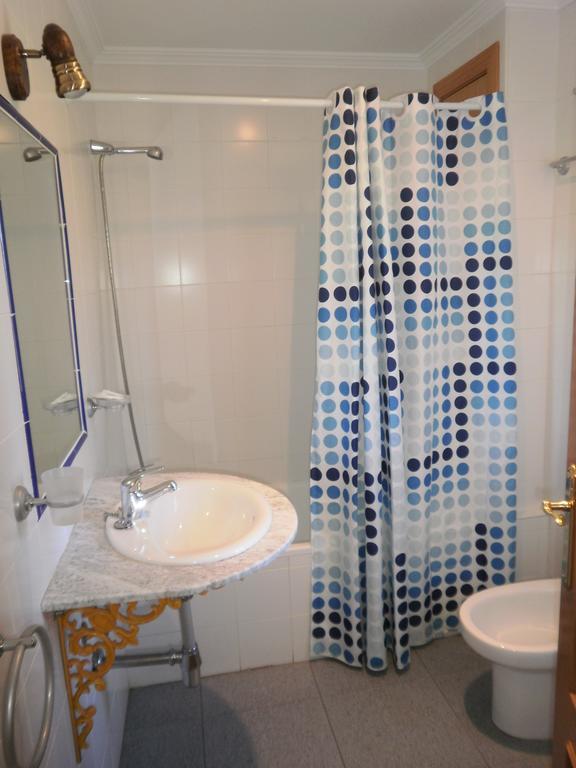 Hostal Miraflor De Las Cadenas Cuacos De Yuste Eksteriør bilde
